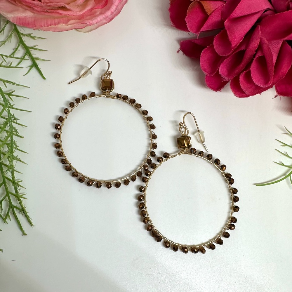 NEW⚜️Cocoa Beaded Glass Handmade Hoop Earrings